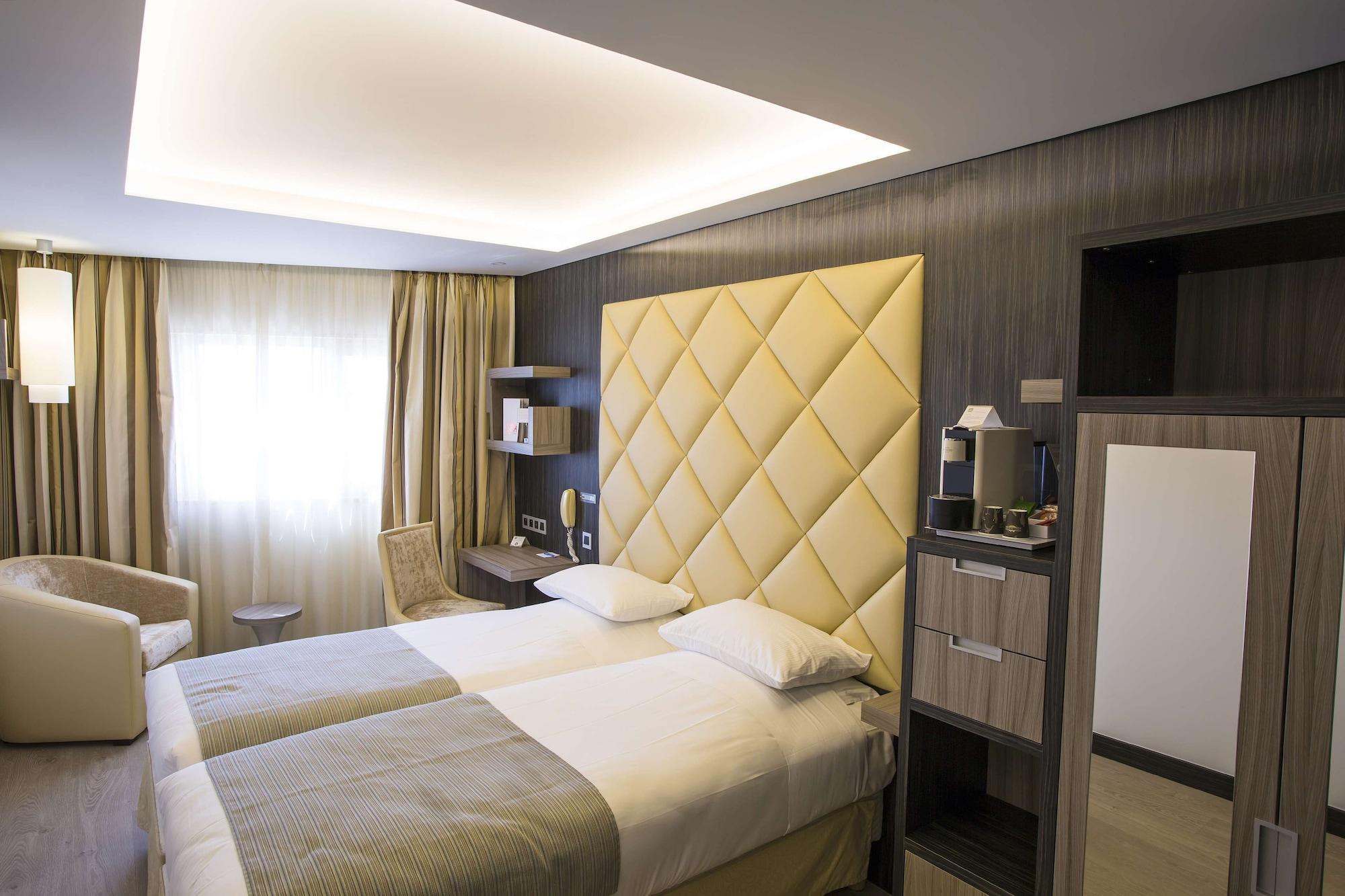 Best Western Plus Cannes Riviera Exterior photo
